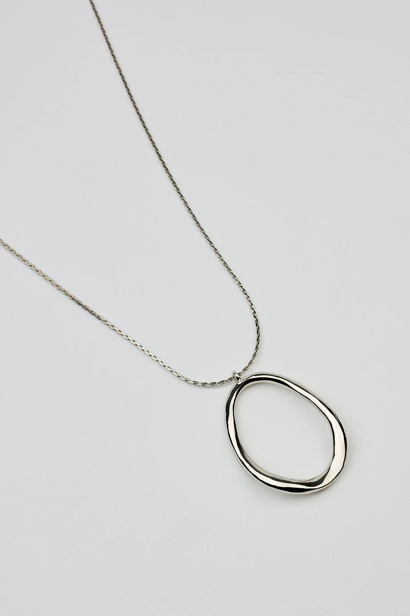 Hammered Single Oval Necklace