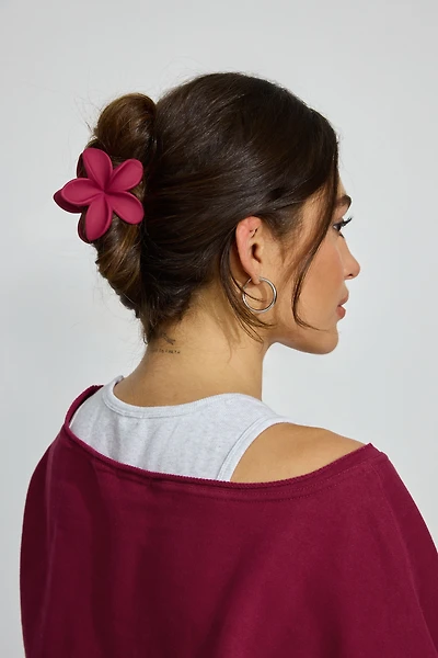 Pince à cheveux fleur mate