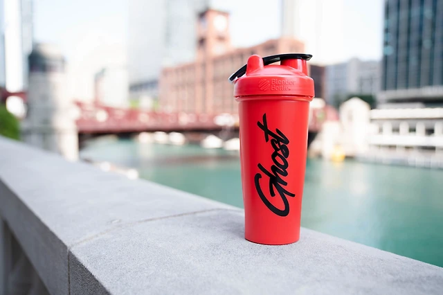 Logo Shaker Bottle - Red Inspo - 28 oz