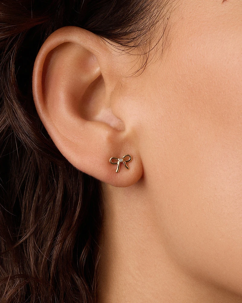 Diamond Put a Bow on it Studs