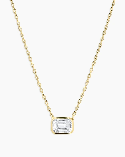 Classic Diamond Emerald Necklace
