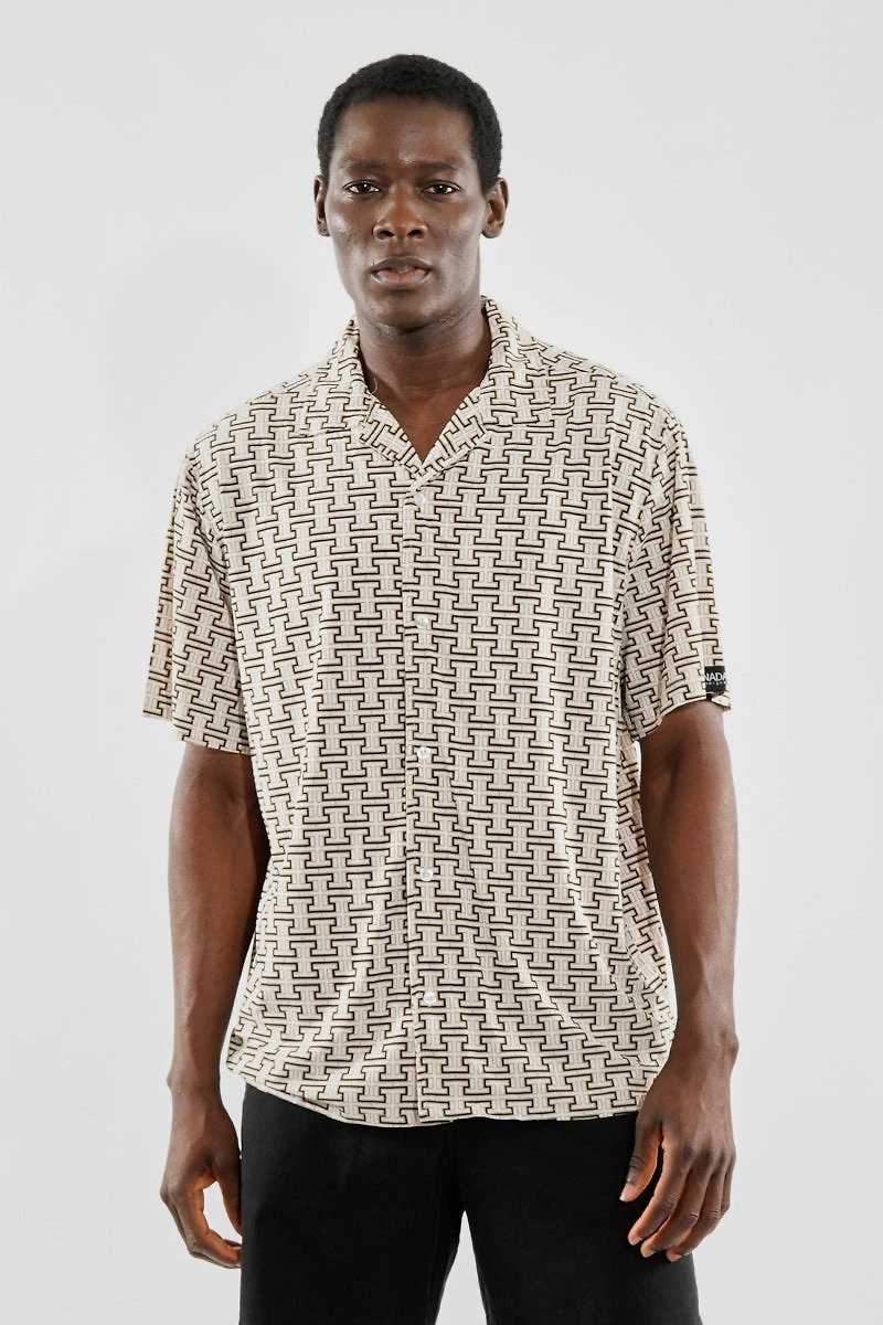 Canada Weather Gear Travel Collection Geometric Print Button Up Casual Shirt