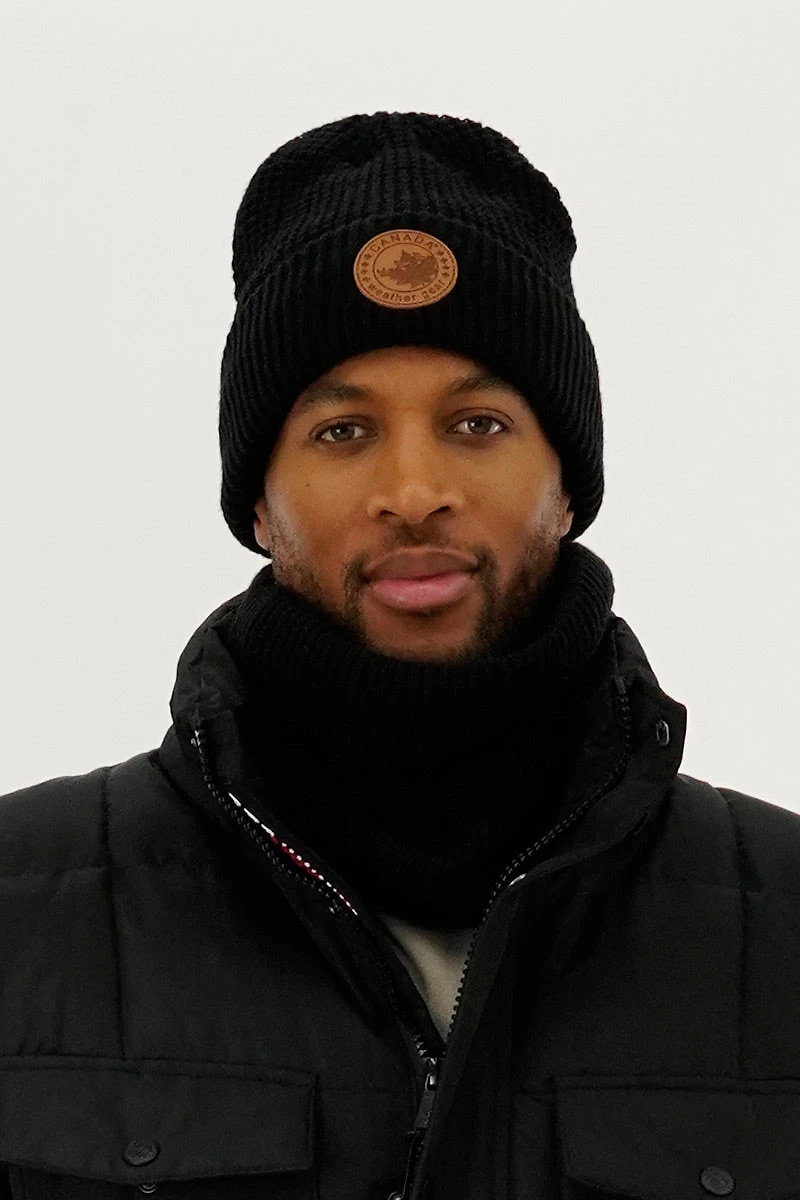 Canada Weather Gear Two Piece Set Gaiter and Hat