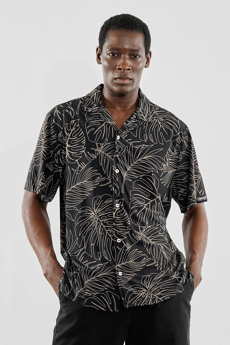 Canada Weather Gear Travel Collection Palm Print Button Up Casual Shirt