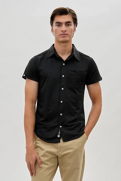 Canada Weather Gear Travel Collection Classic Short Sleeve Casual Shirt