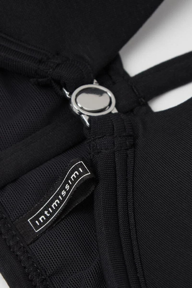 the Star of Show Front Closure Silvia Filler Bra