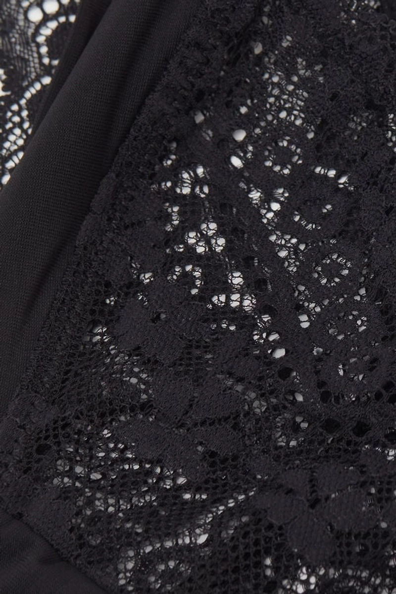 the Star of Show ‘80s Style Brazilian