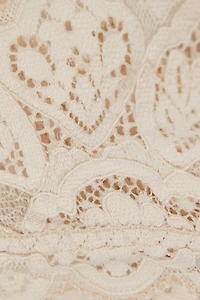 80s-style Lace Brazilian