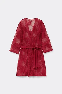 La Femme Fatale Lace Robe