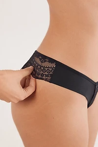 the Star of Show ‘80s Style Brazilian