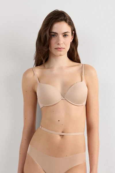 Multifunctional Elastic Strap for Back Necklines