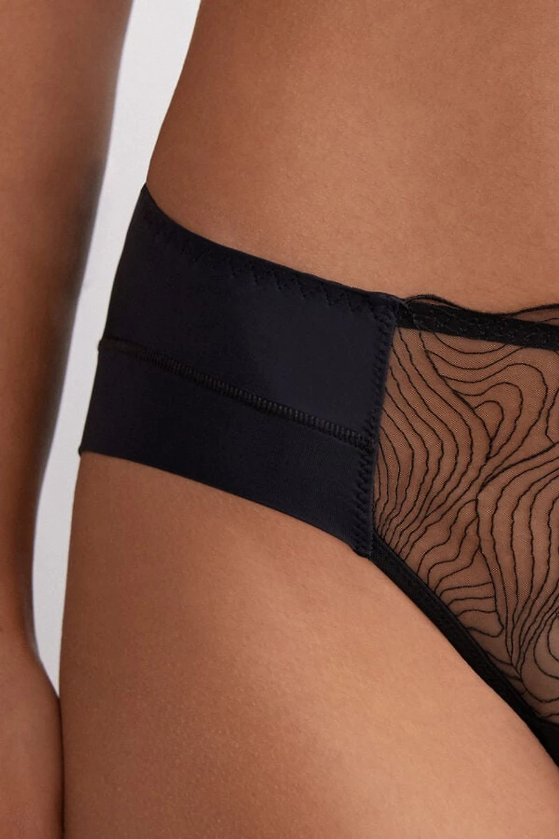 Hypnotic Details Panties