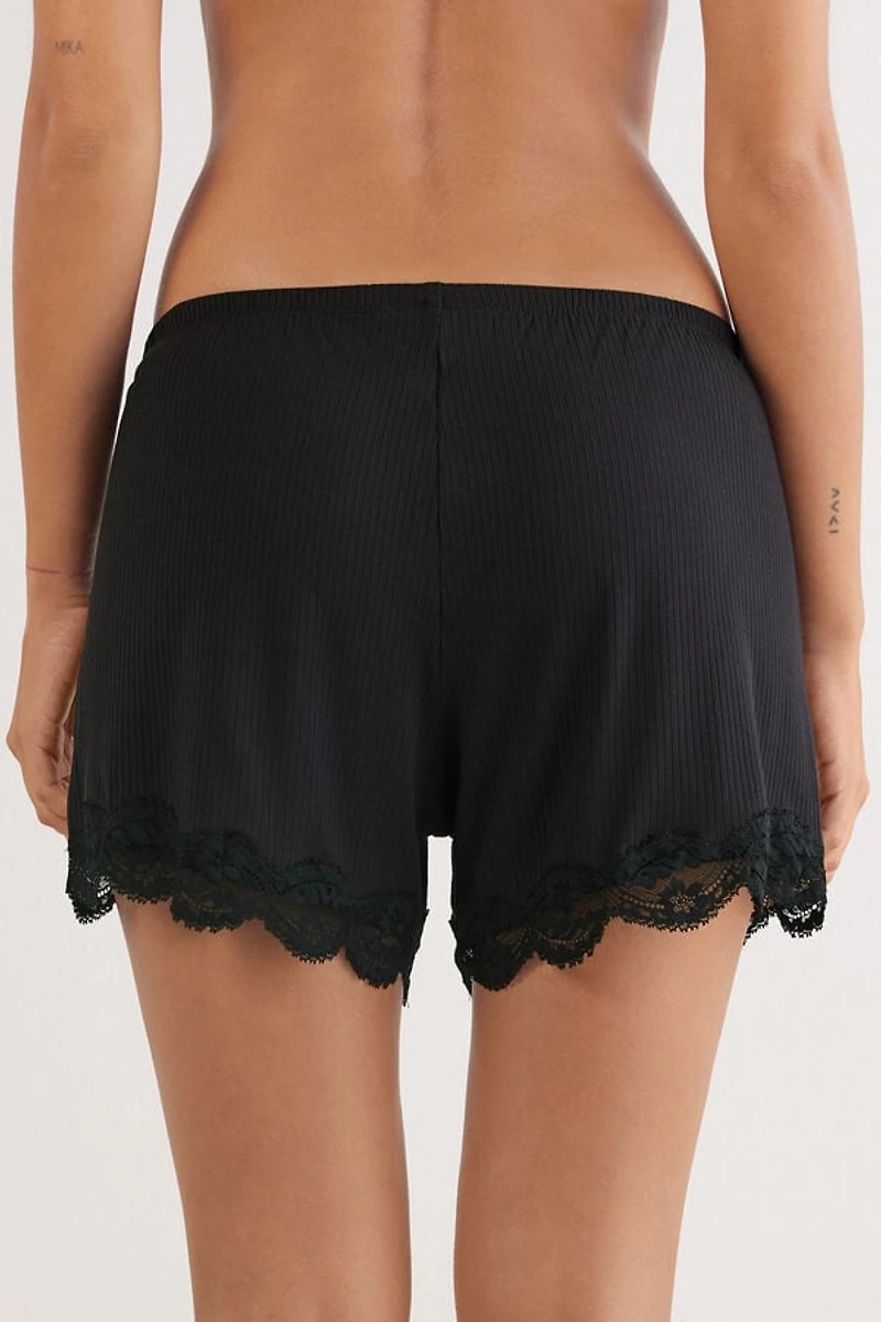 Your Everyday Wear Ribbed Shorts with Lace