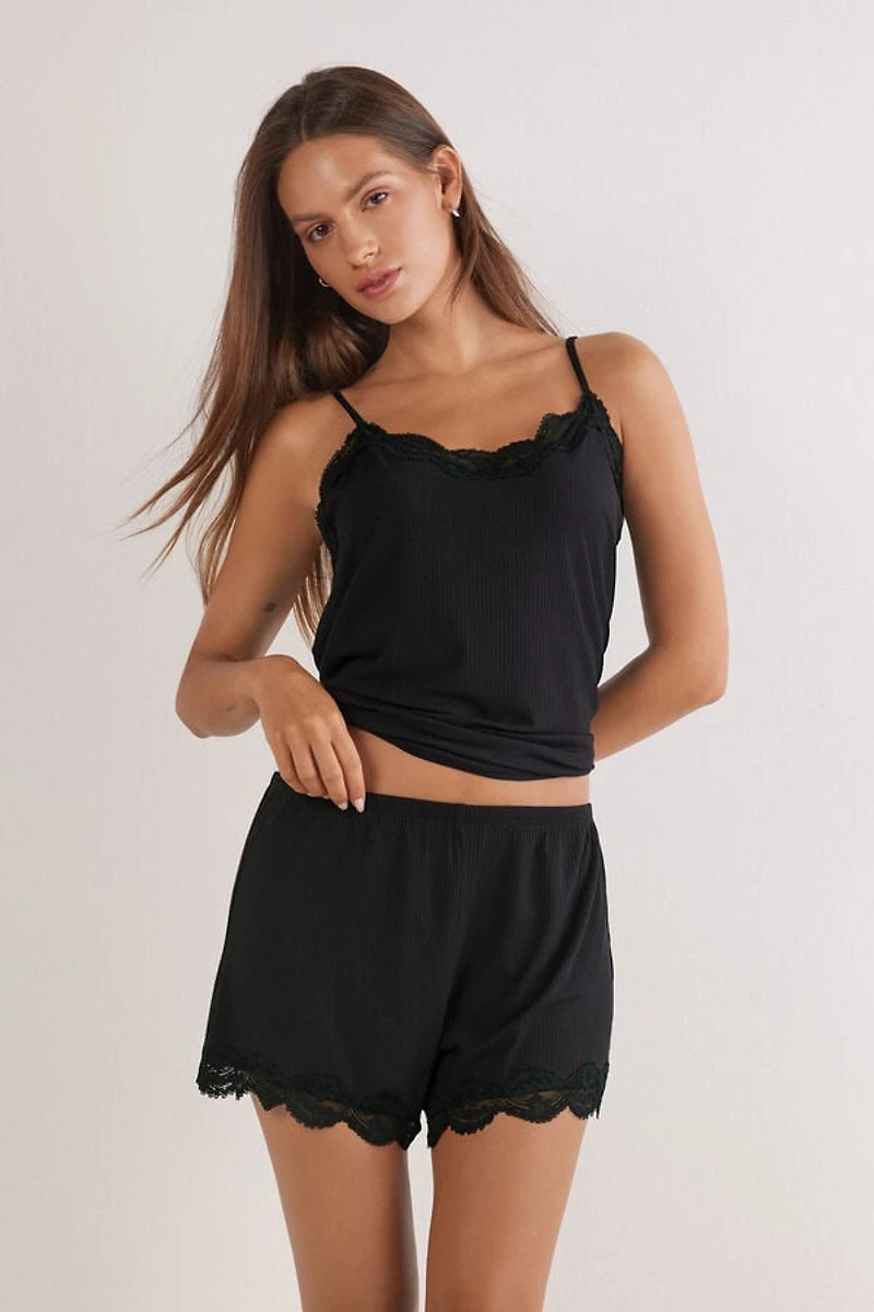 Your Everyday Wear Ribbed Shorts with Lace