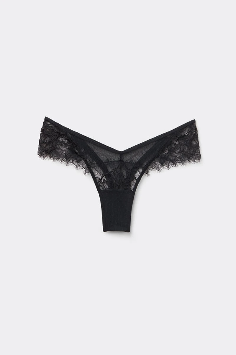 Her Beauty Lace Brazilian