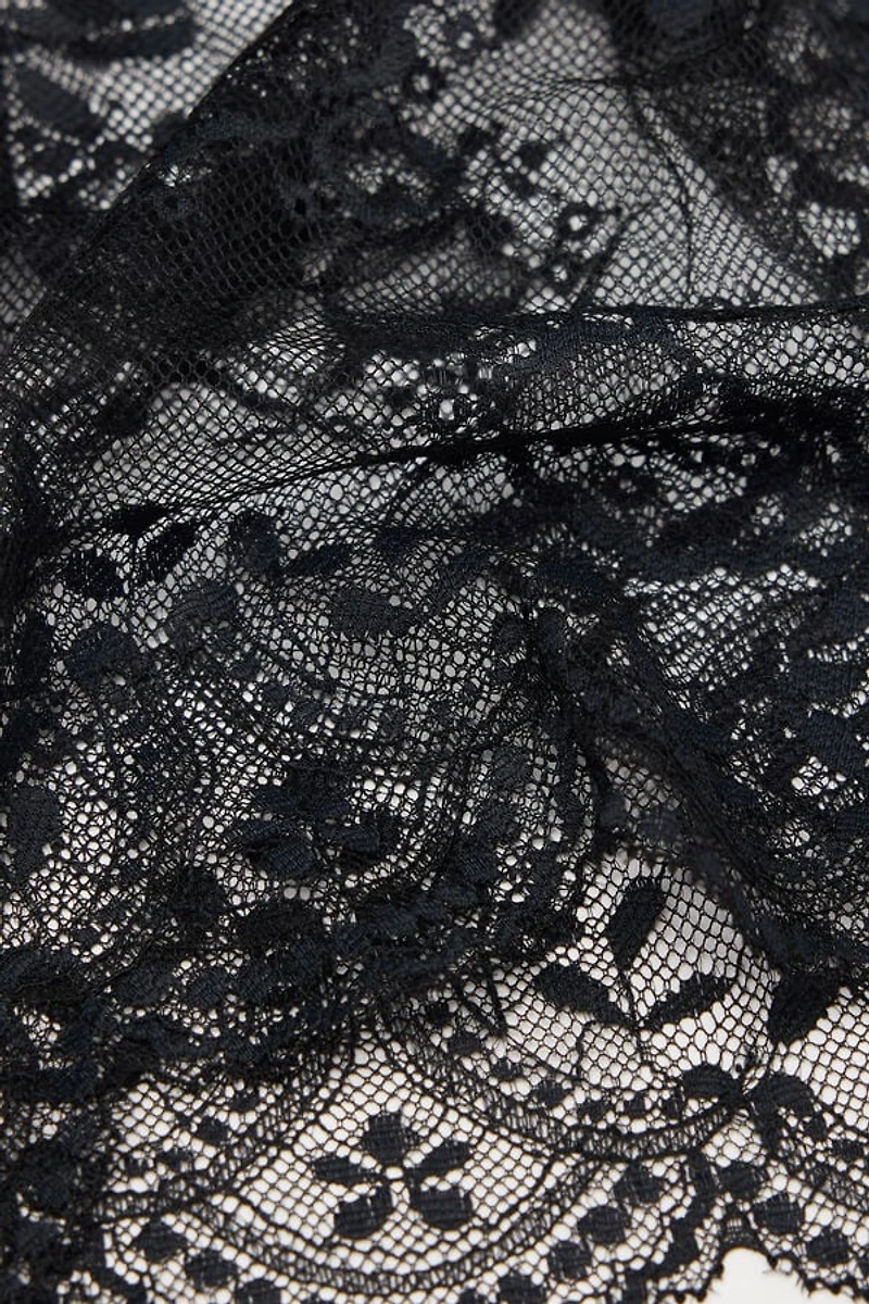 La Vie en Rose Tulle and Lace Robe