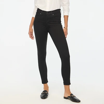 9" mid-rise black skinny jean signature stretch