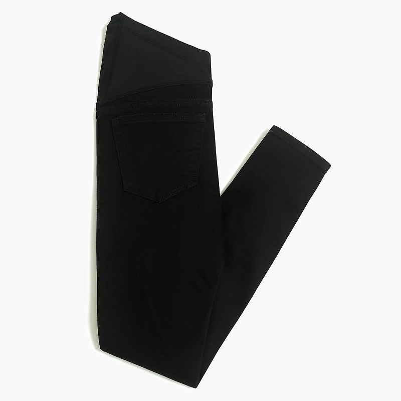 Black maternity jean in signature stretch