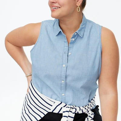 Sleeveless chambray button-up shirt signature fit