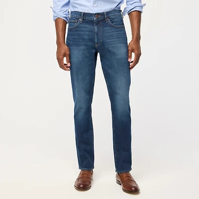 Athletic slim-fit jean signature flex