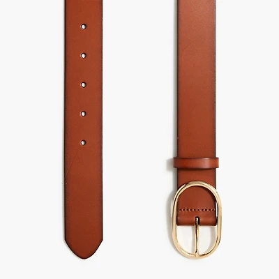 Oval-buckle leather belt