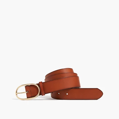 Oval-buckle leather belt