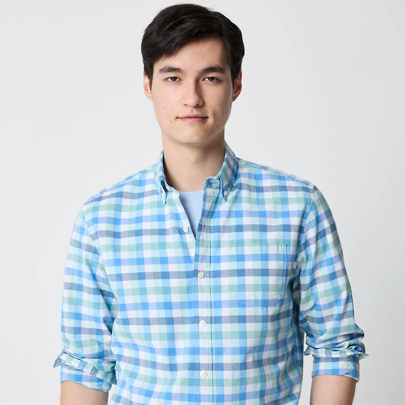 Classic-fit flex casual shirt