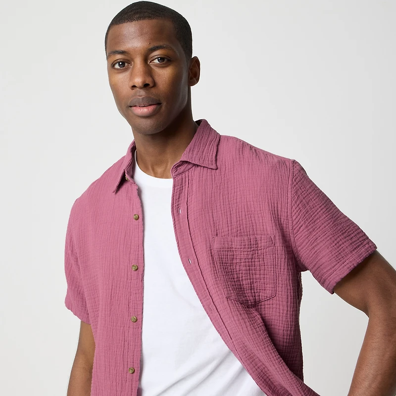 Short-sleeve gauze shirt