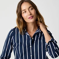 Lightweight cotton-blend shirt signature fit