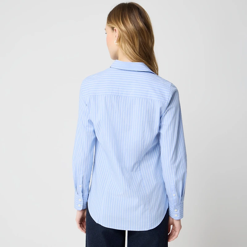 Lightweight cotton-blend shirt signature fit