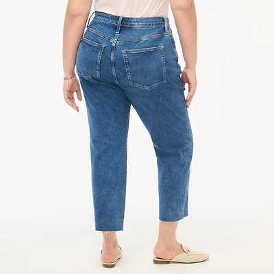 Curvy essential straight jean in all-day stretch