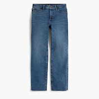 Curvy essential straight jean in all-day stretch