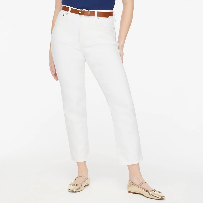 Curvy essential straight white jean all-day stretch