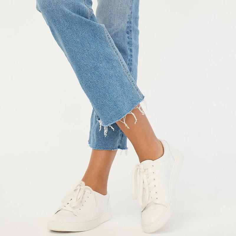 Petite high-rise flare crop jean in all-day stretch