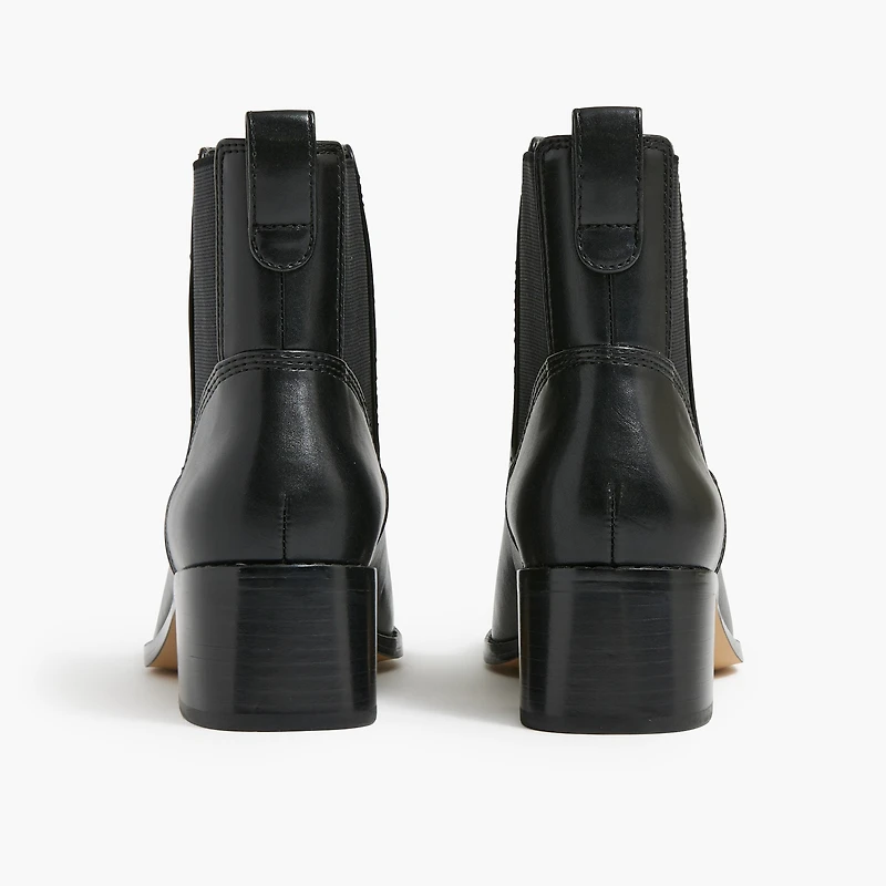 Chelsea boots