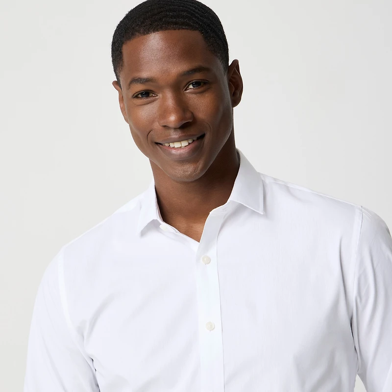 Tailored performance dress shirt