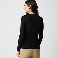 Long-sleeve everyday tee