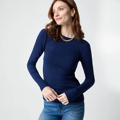 Long-sleeve everyday tee