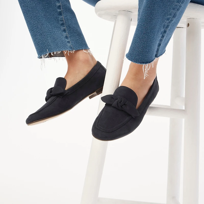 Petite stovepipe jean with cut hem in signature stretch+