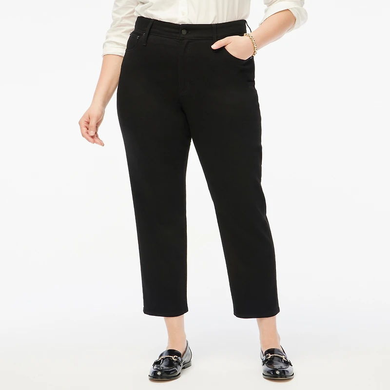 Curvy essential straight black jean all-day stretch