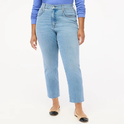 Petite essential straight jean all-day stretch