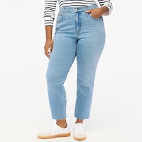 Curvy essential straight jean all-day stretch