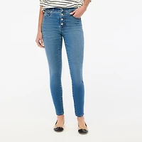 Petite 9" mid-rise skinny jean in signature stretch