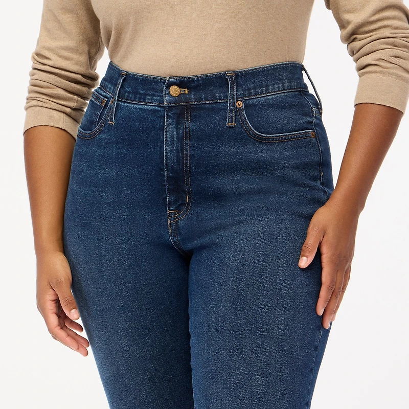 Petite essential straight jean in all-day stretch