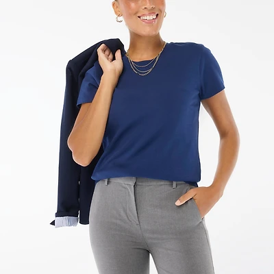 Essential short-sleeve crewneck tee