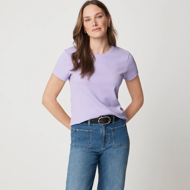 Essential short-sleeve crewneck tee