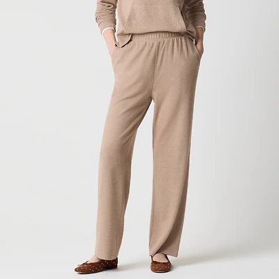 Straight-leg sweatpant cloudspun yarn