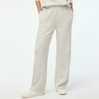 Straight-leg sweatpant cloudspun yarn
