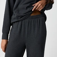 Straight-leg sweatpant cloudspun yarn