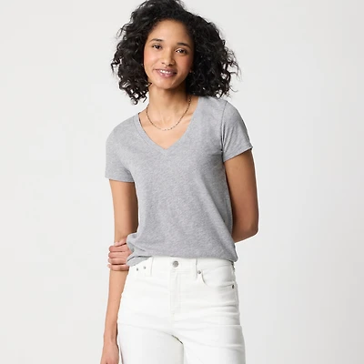 Short-sleeve vintage cotton V-neck tee